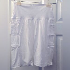 High Waist Women's White stretch Shorts (size s/m)